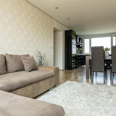 Martonfalvi Penthouse W Jacuzzi Debrecen Bagian luar foto