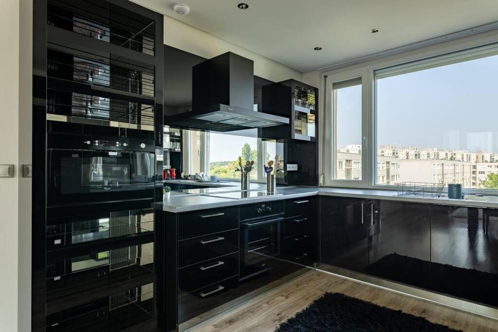 Martonfalvi Penthouse W Jacuzzi Debrecen Bagian luar foto